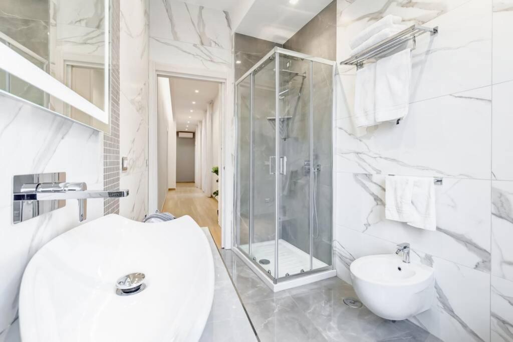 Apartment Vatican Brothers